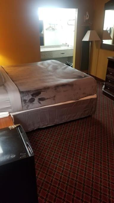 Osu Queen Bed Hotel Room 217 Wi-Fi Stillwater Exterior photo